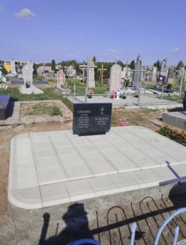 Памятник двойной 157